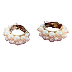 Vintage Faux Pearl Cluster Fashion Costume Clip On Earrings Woman’s Jewelry